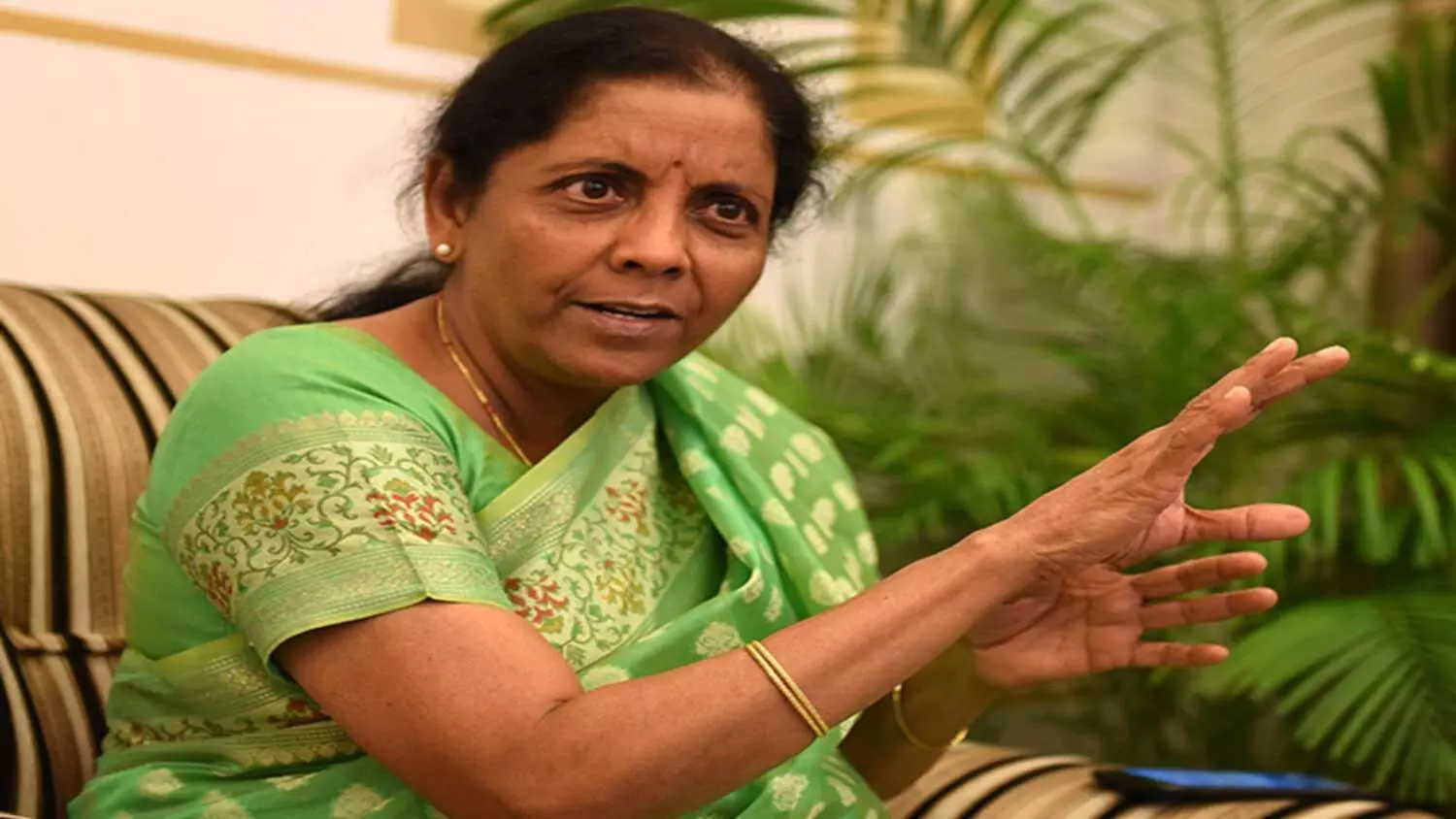 congress party workers try to stop finance minister nirmala sitharaman convoy in telangana