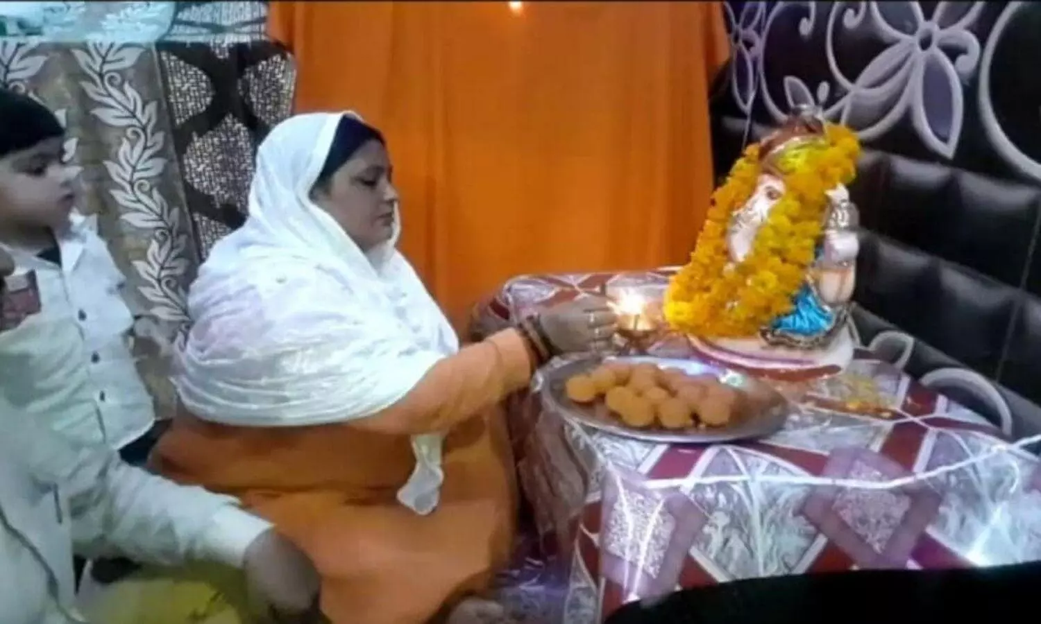 Ganesh devotee Ruby Khan strong reply to the fanatics