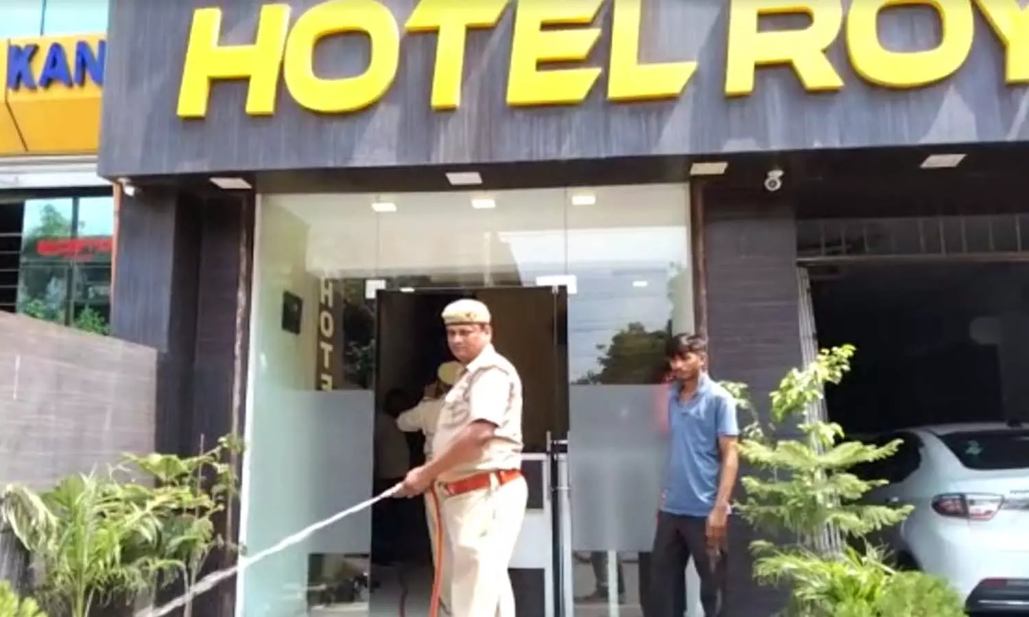 DM Rae Bareli alert about Lucknow hotel fire, team formed for fire safety check of hotel, hospital, flats