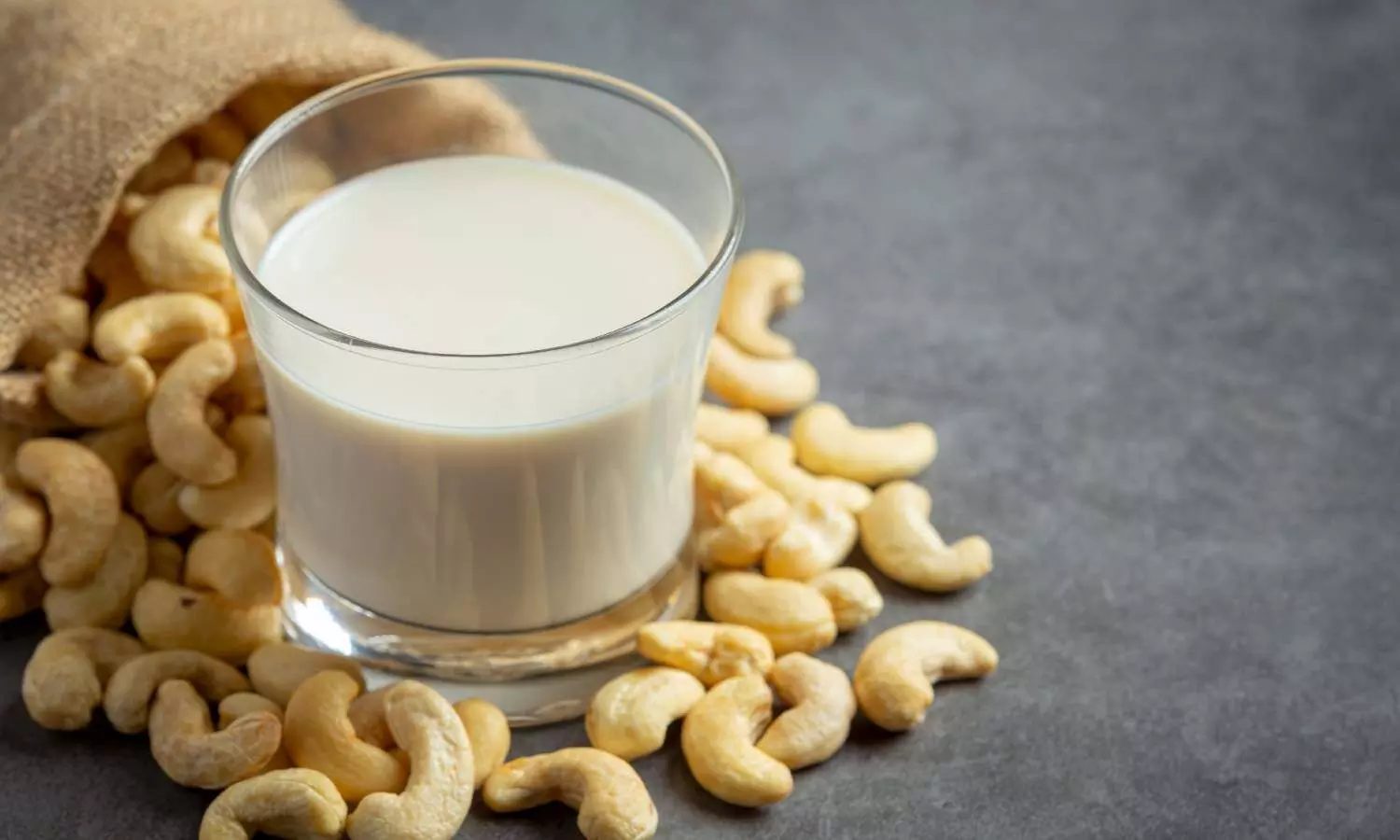 Benefits of Cashew Milk