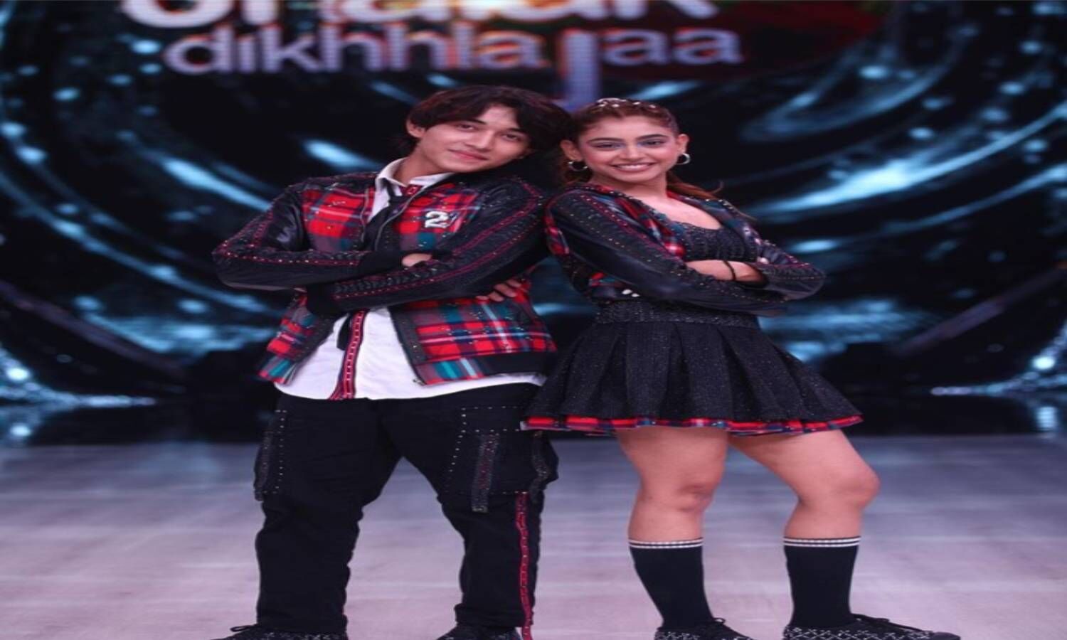 Contestant Neeti Taylor of Jhalak Dikhhla Jaa 10 shows her lovely videos of her house