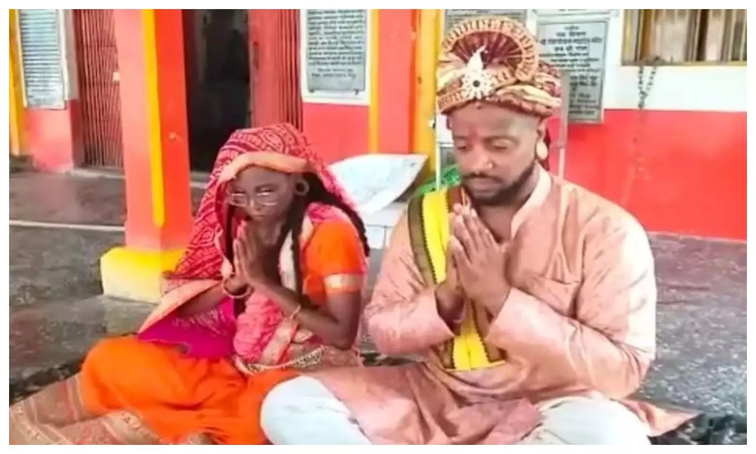 Muslim couple in temple during marriage
