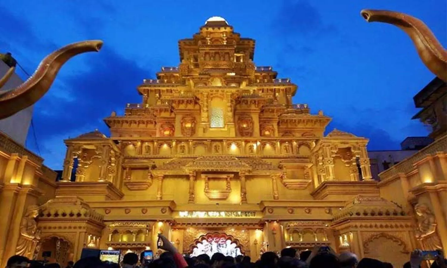 Largest Durga Puja Pandal in Lucknow