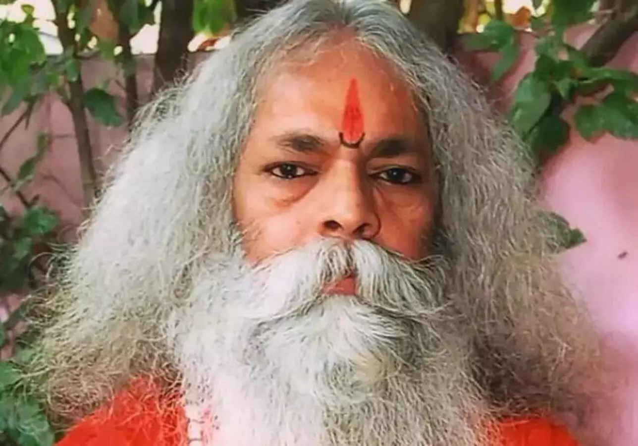 MP News Baba Purushottamand will come out of  amadhi