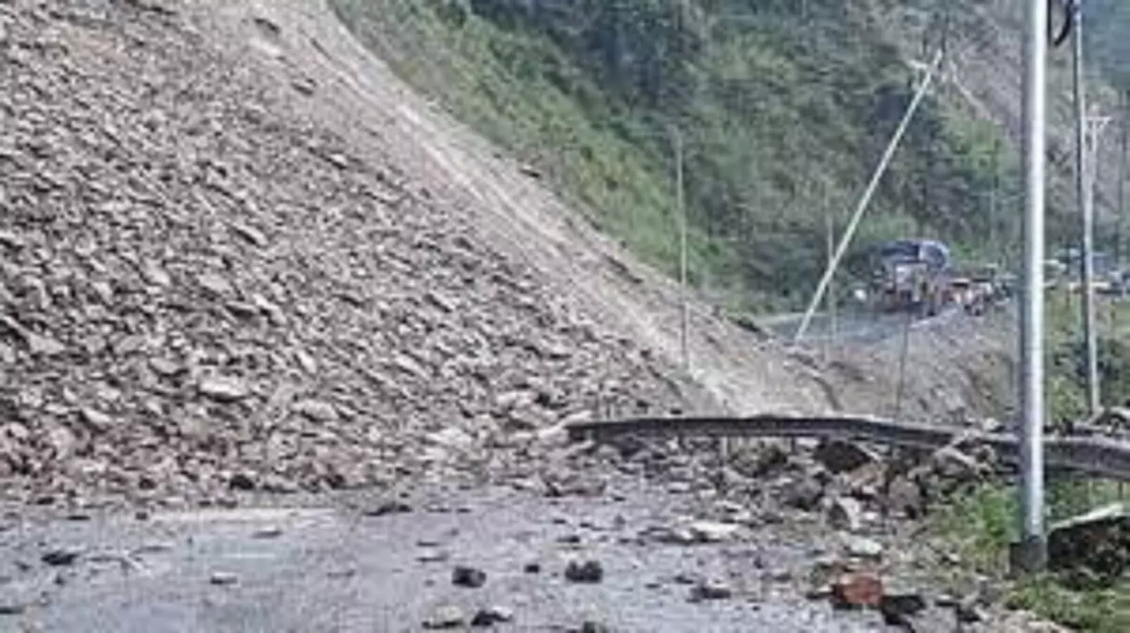 Landslide: NH-10