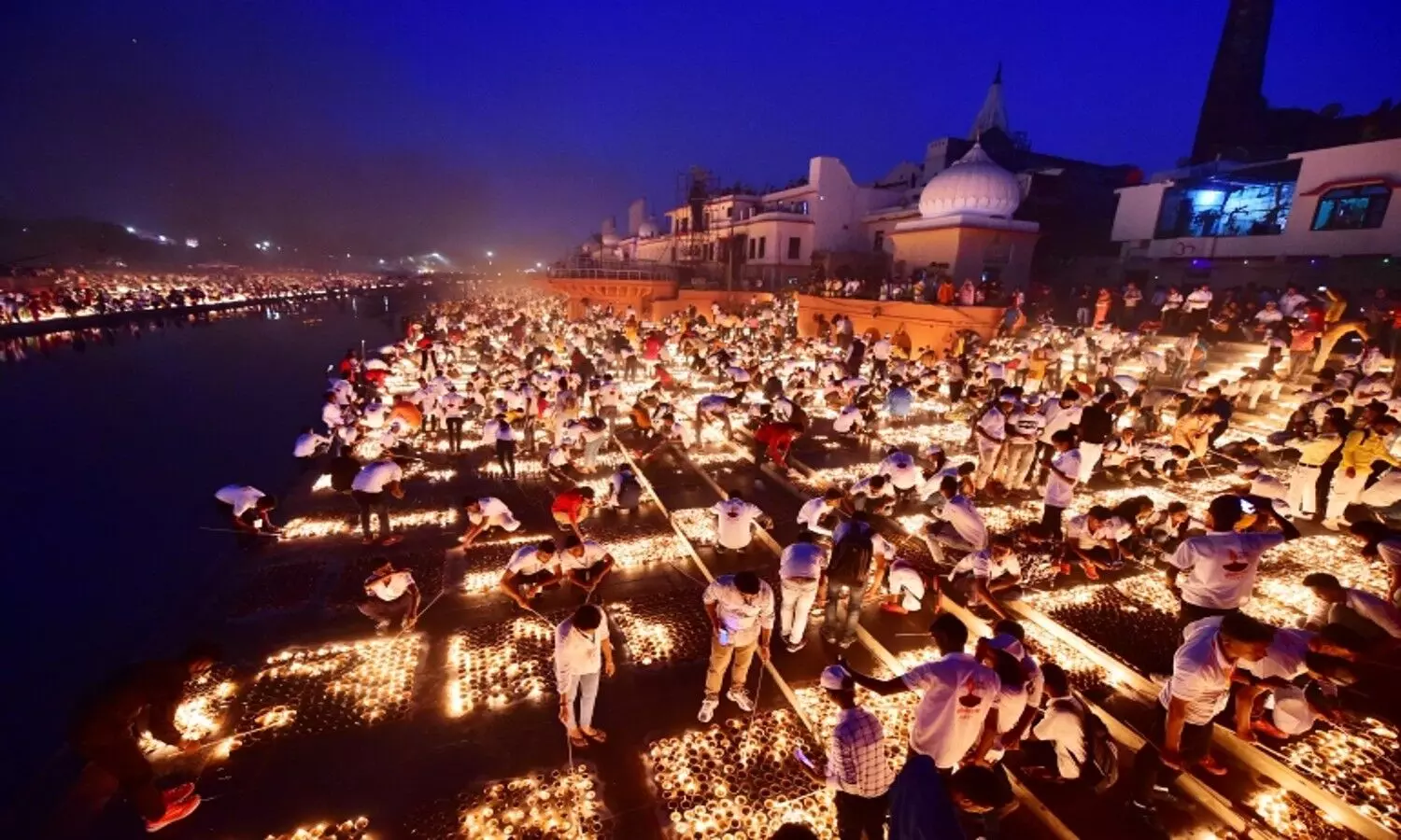 Diwali Tourist Places: दिवाली में जगमगा उठते हैं ये शहर, खूबसूरती देख कर हो जाएंगे दीवाने