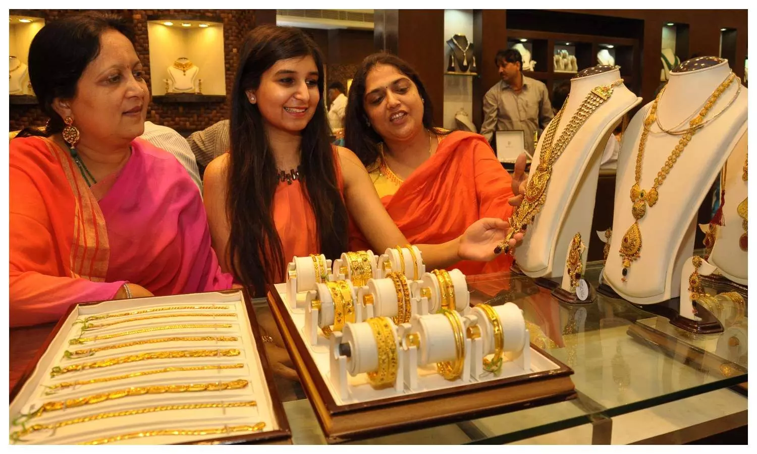 Diwali 2022 Gold Shopping Zodiac Signs