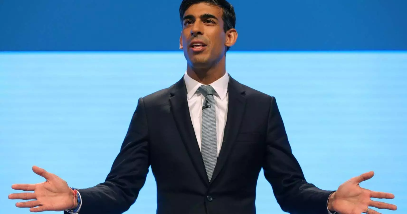 rishi sunak will contest the prime minister election of uk said i want to do something for britain