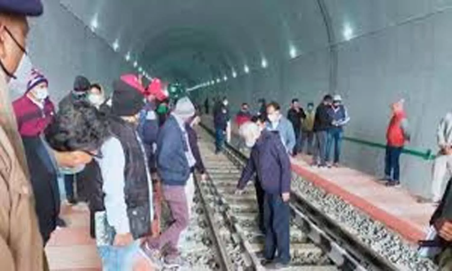 Longest tunnel built between Sidhi to Rewa, trains will pass through four tunnels, construction work completed