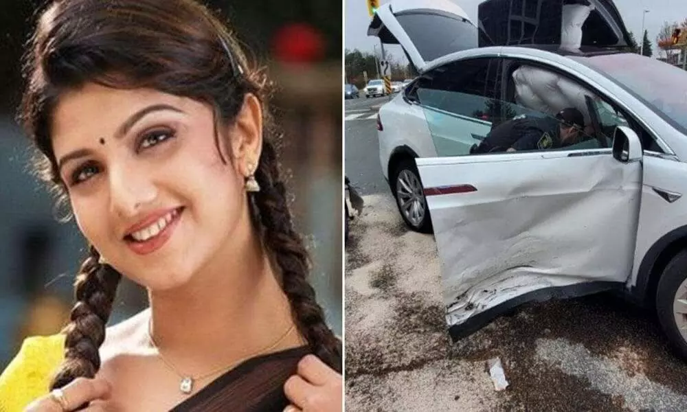 Rambha Car Accident: एक्ट्रेस रंभा का हुआ कार एक्सीडेंट, बुरी तरह से डैमेज हुई कार, बेटी हुई अस्पताल में भर्ती