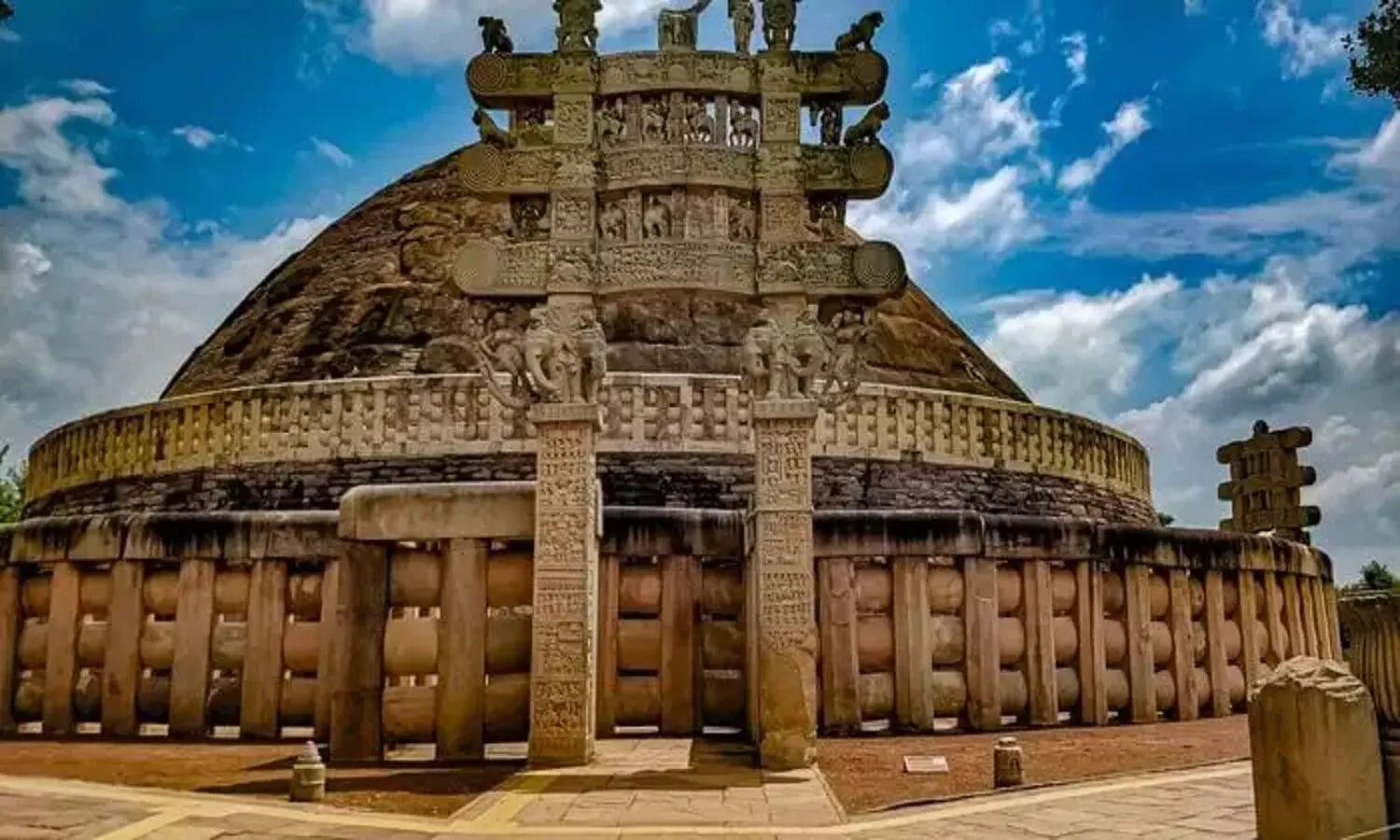 architectural marvels built under the Mauryan Empire in India