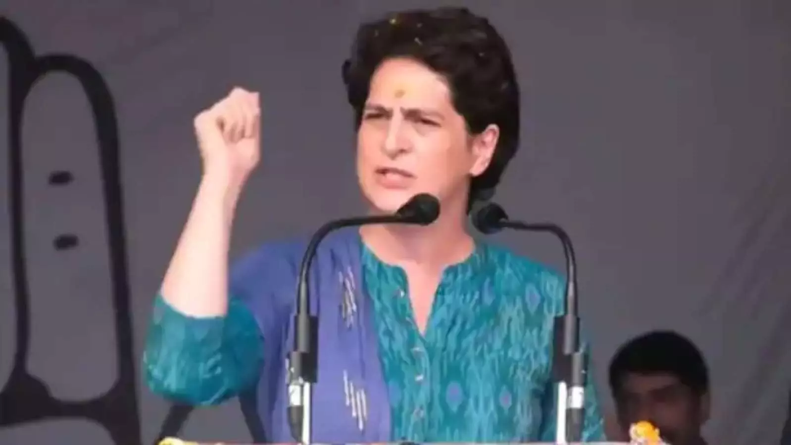 himachal election 2022 priyanka gandhi said if congress govt formed will give 5 lakh jobs in 5 years
