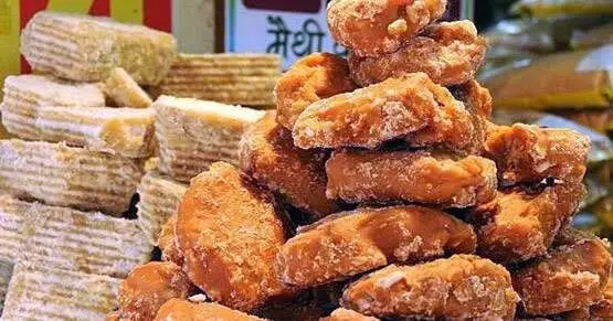 How to Identify Real Jaggery