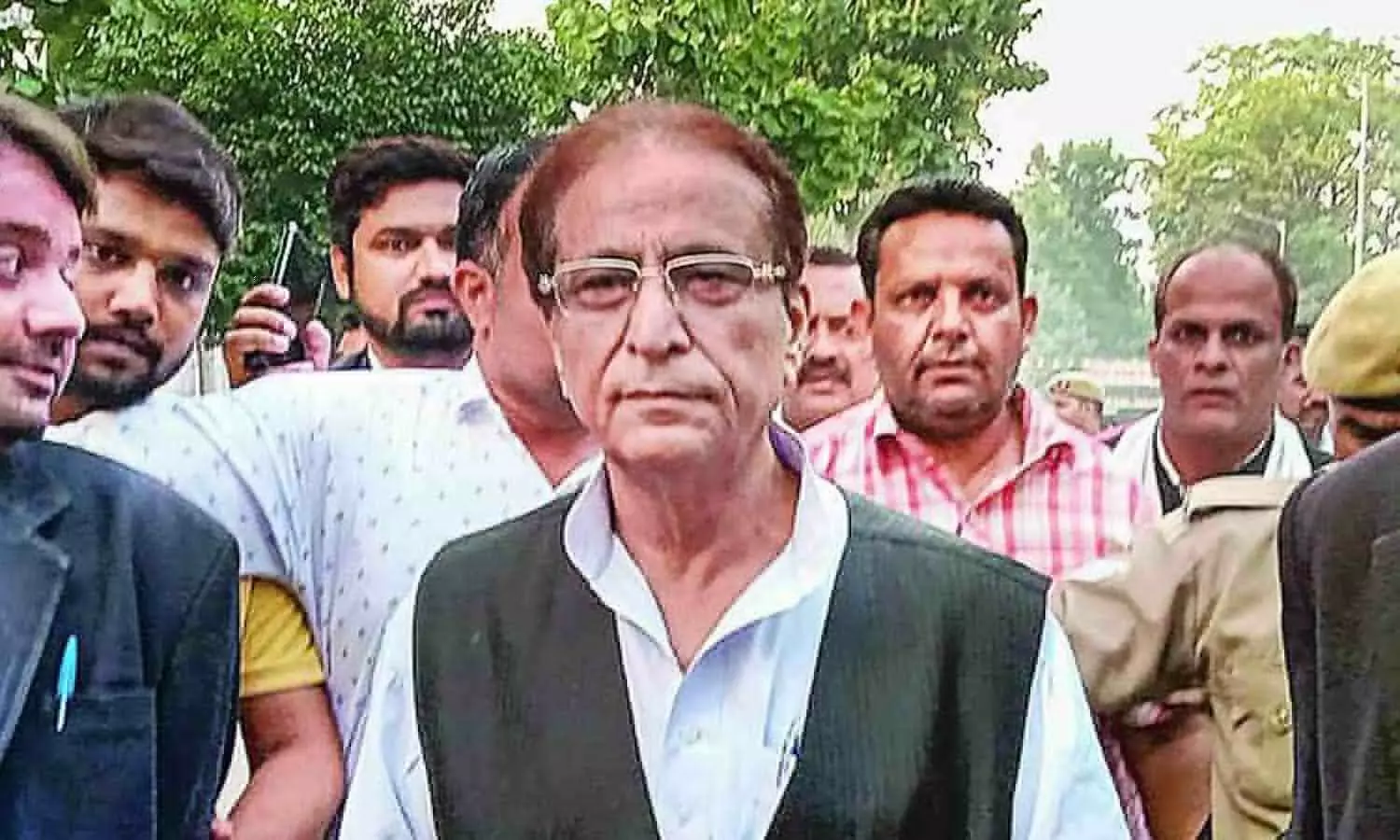 samajwadi party leader azam khan gets bail in 2019 hate speech case