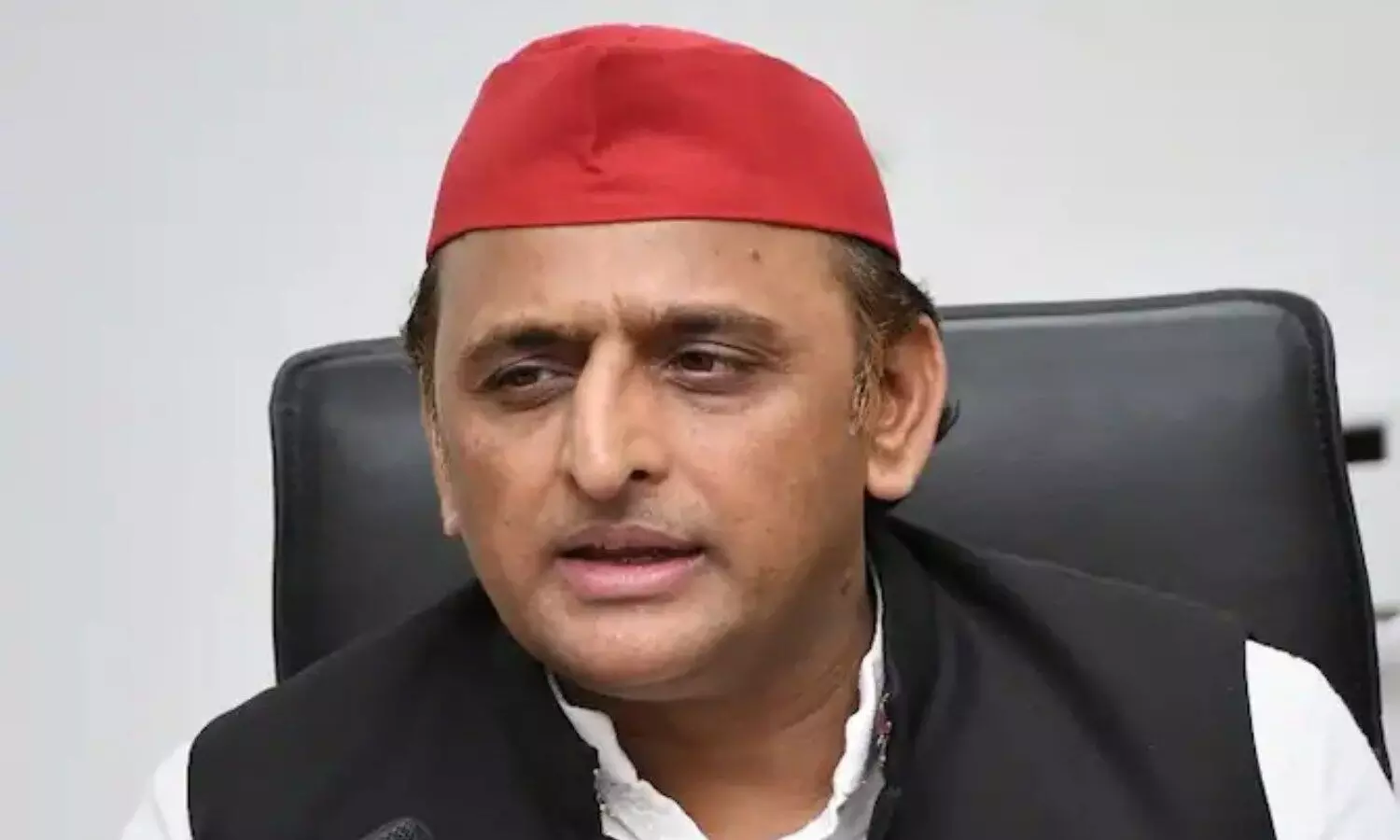 Samajwadi party Akhilesh appeared aggressive on BJP