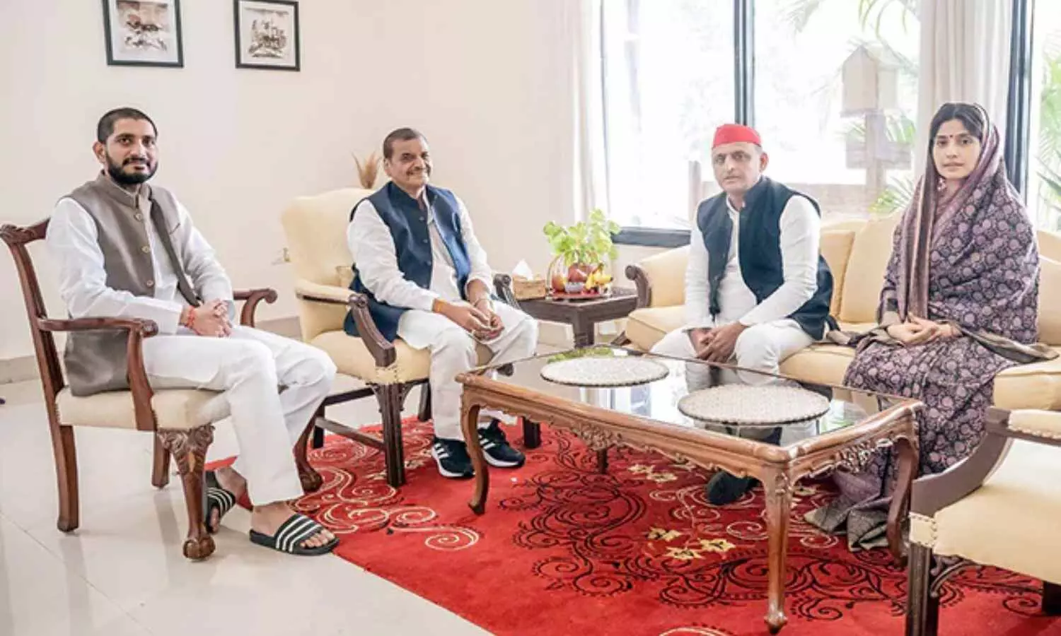 Mainpuri by election Akhilesh Yadav and Shivpal Singh Yadav will have an important meeting