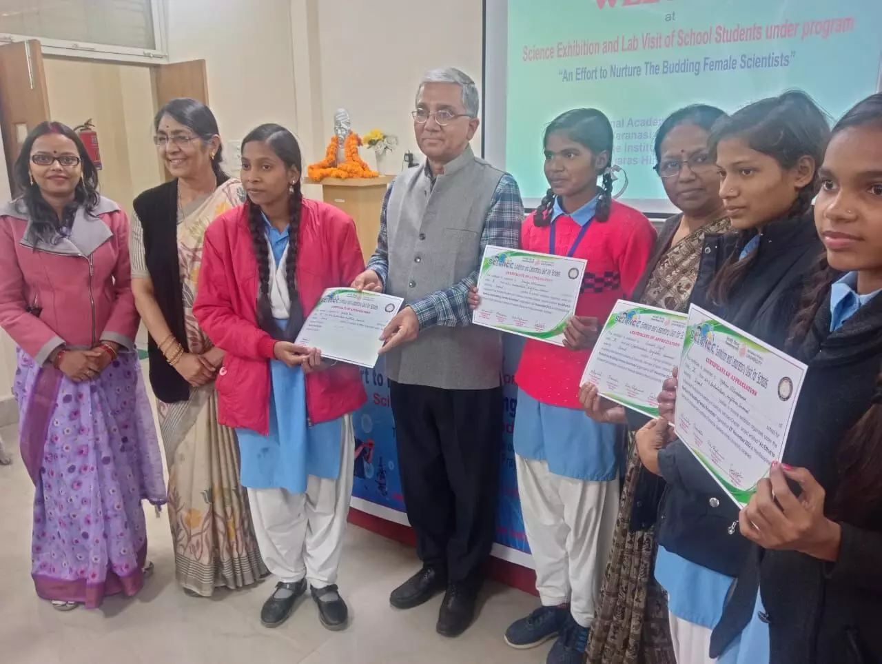 Varanasi News nasi organised seminar and awarded to students