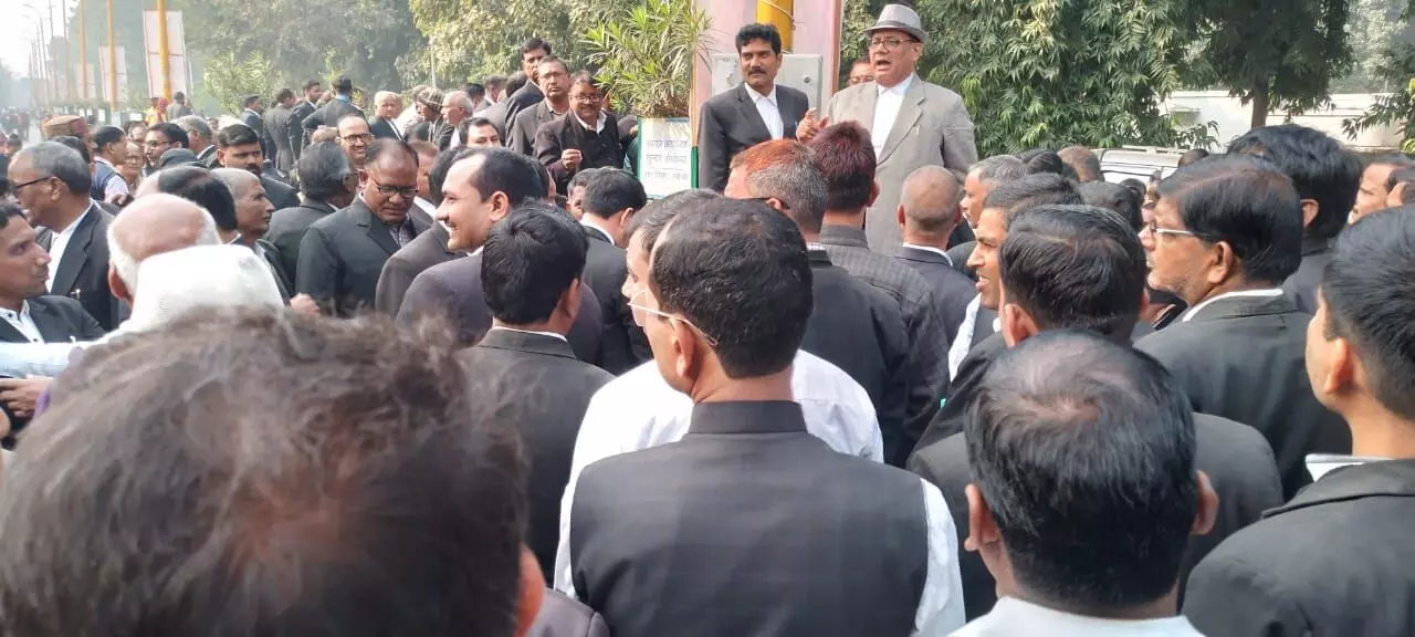 Uproar in land dispute lawyers announced march in Ayodhya