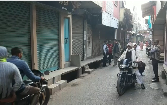 GST raids stir in Shamli stop intimidation of traders