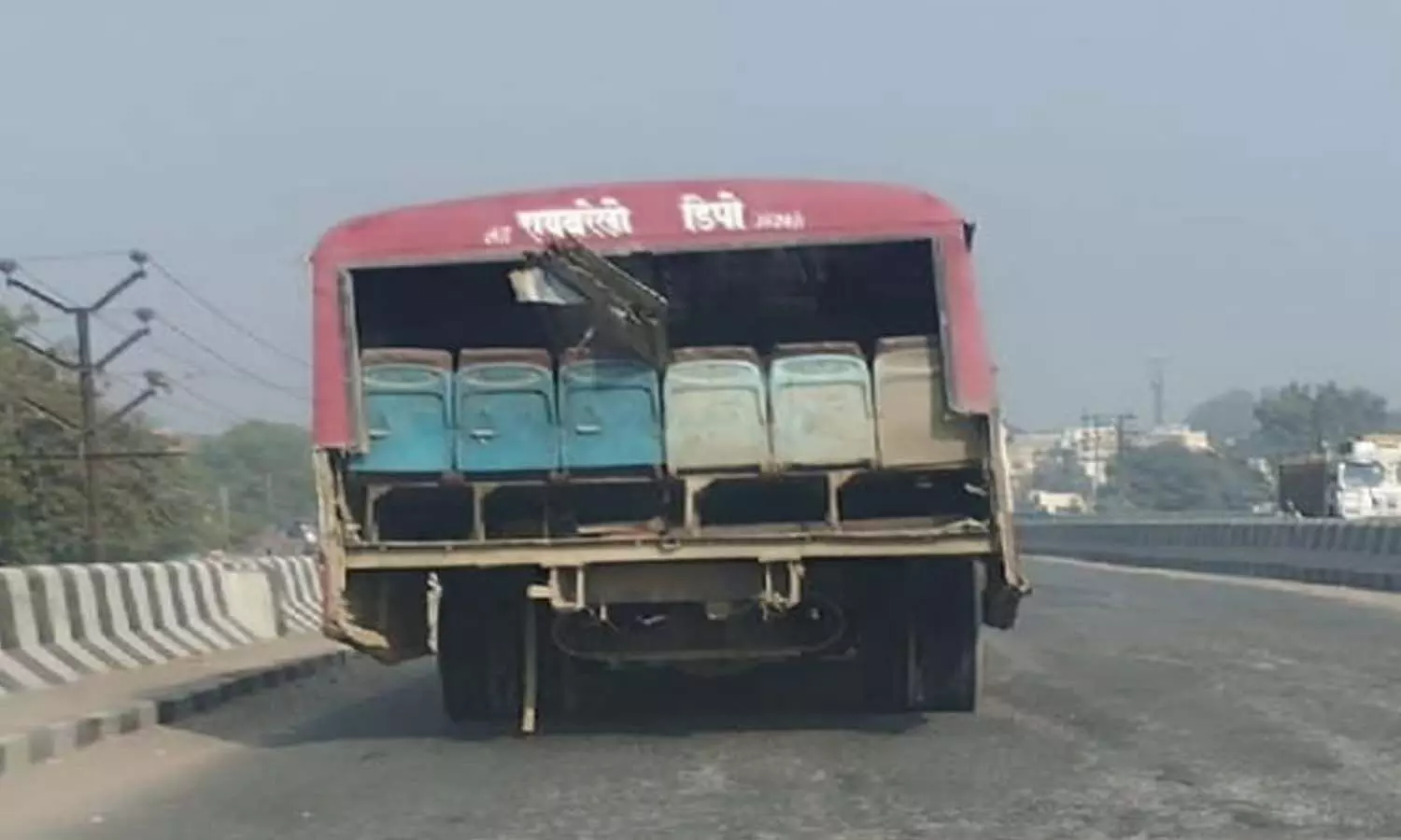 Akhilesh Yadav tweeted on the viral video on Uttar Pradesh Transport bus, wrote- Khatara bus of Khatara government