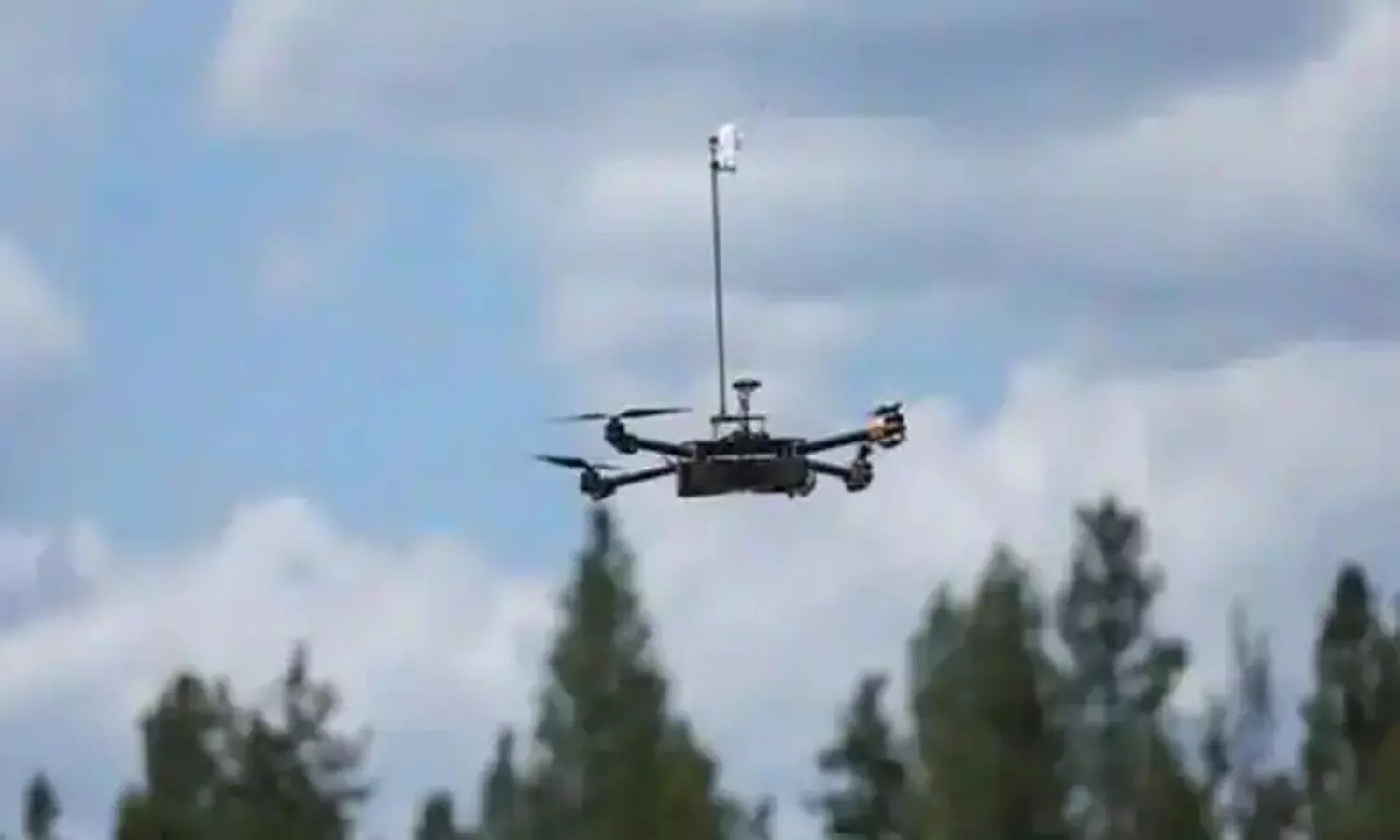 Drone pak border