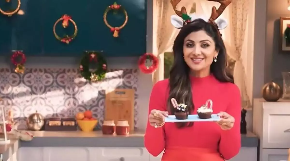 Chrismas Cup Cakes Recepie by Shipa Shetty