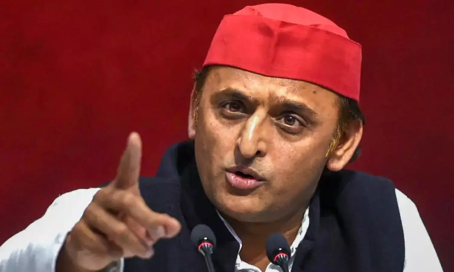 Crime Is peak in the state law and order has collapsed former Chief Minister Akhilesh Yadav