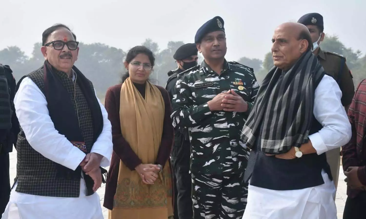 Defense Minister Rajnath Singh reached ancestral village Bhabhora, paid tribute to his sister-in-law Nayantara Devi