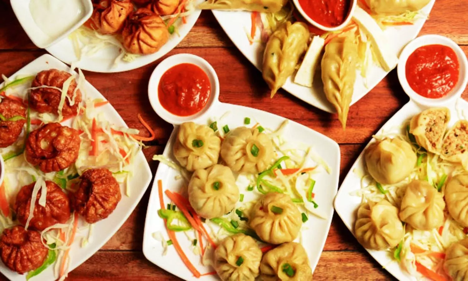 BEST PLACES FOR MOMOS IN LUCKNOW