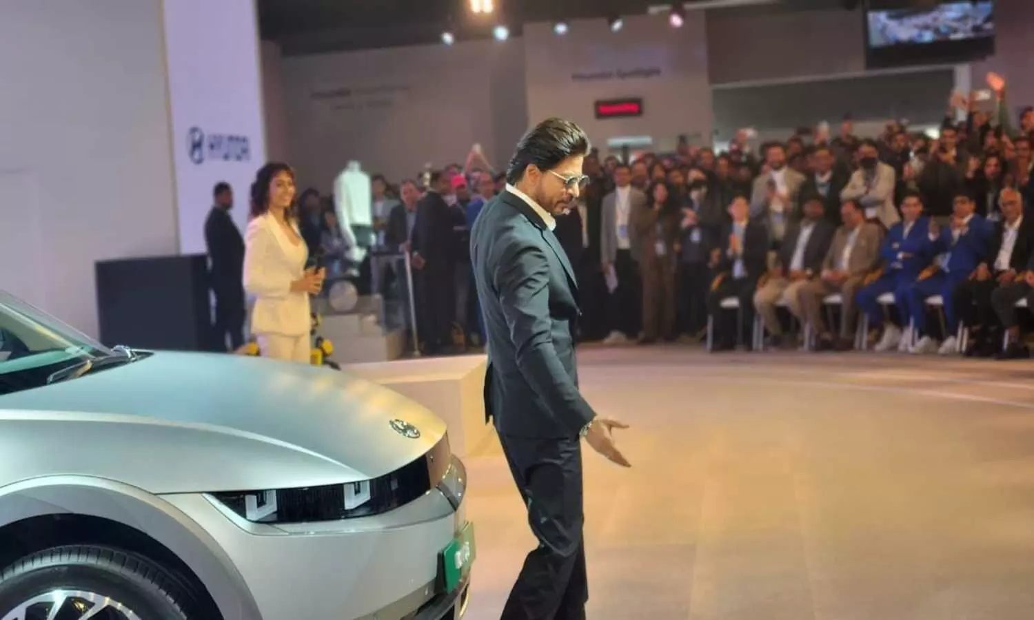 Auto Expo 2023 Shahrukh Khan