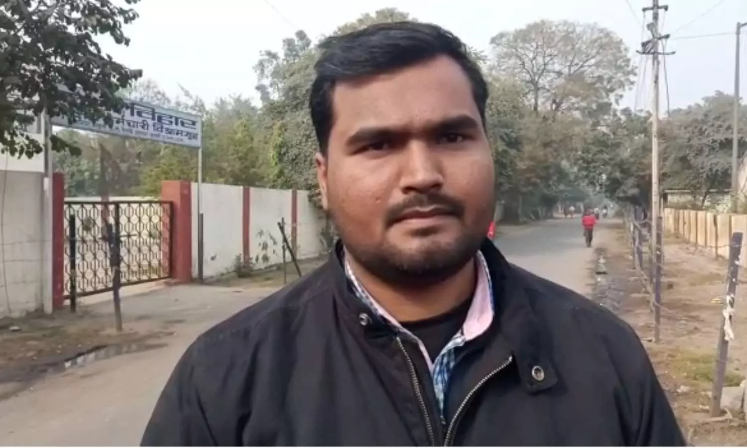 Agra The bag of the young man who came to join the railway job was stolen from the dormitory