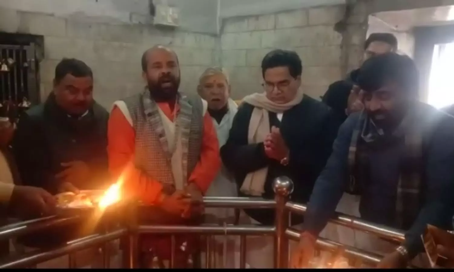 Agra Samajwadi Party General Secretary Ram Gopal Yadav prayer at Bateshwar Mahadev Temple