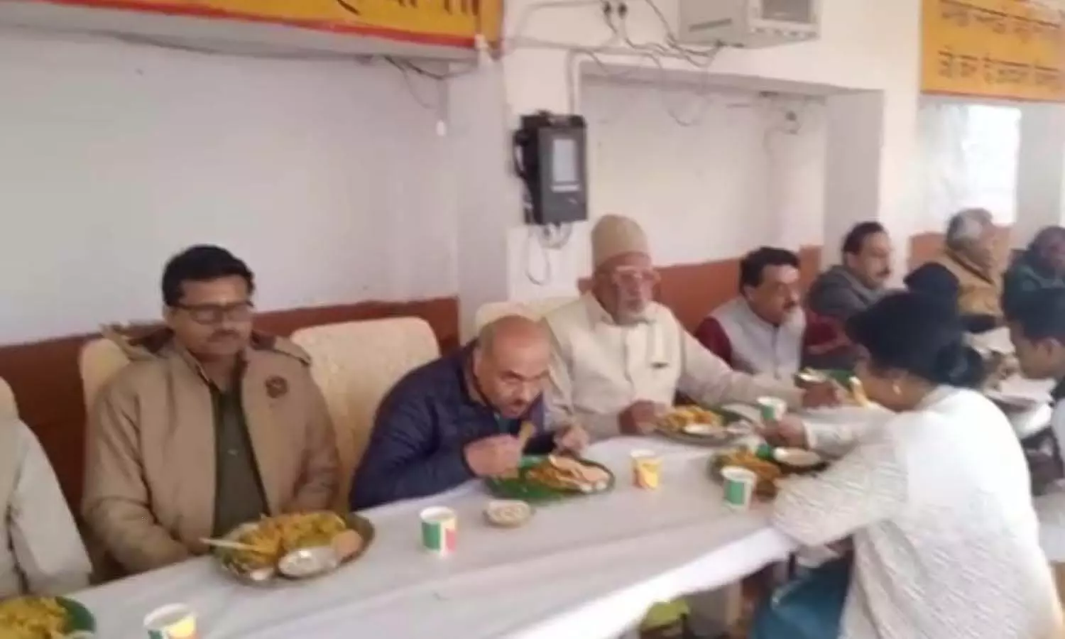 Khichdi feast organized in District Jail Rae Bareli, blankets distributed to prisoners