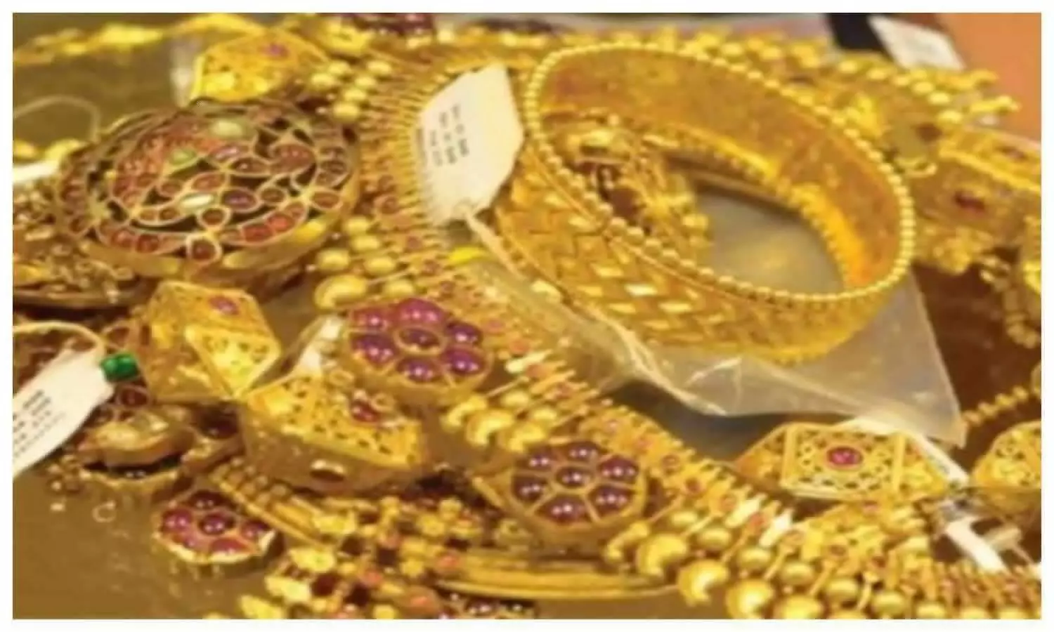 reduce import duty on gold Budget 2023