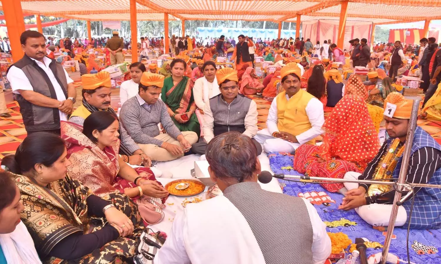 Marriage ceremony performed in mass marriage program of 422 couples in Sonbhadra