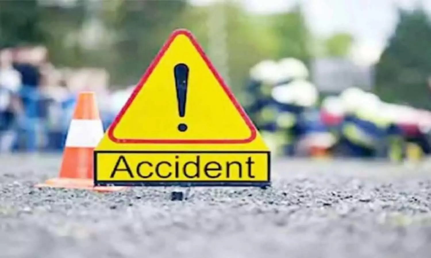 accident on Yamuna Expressway