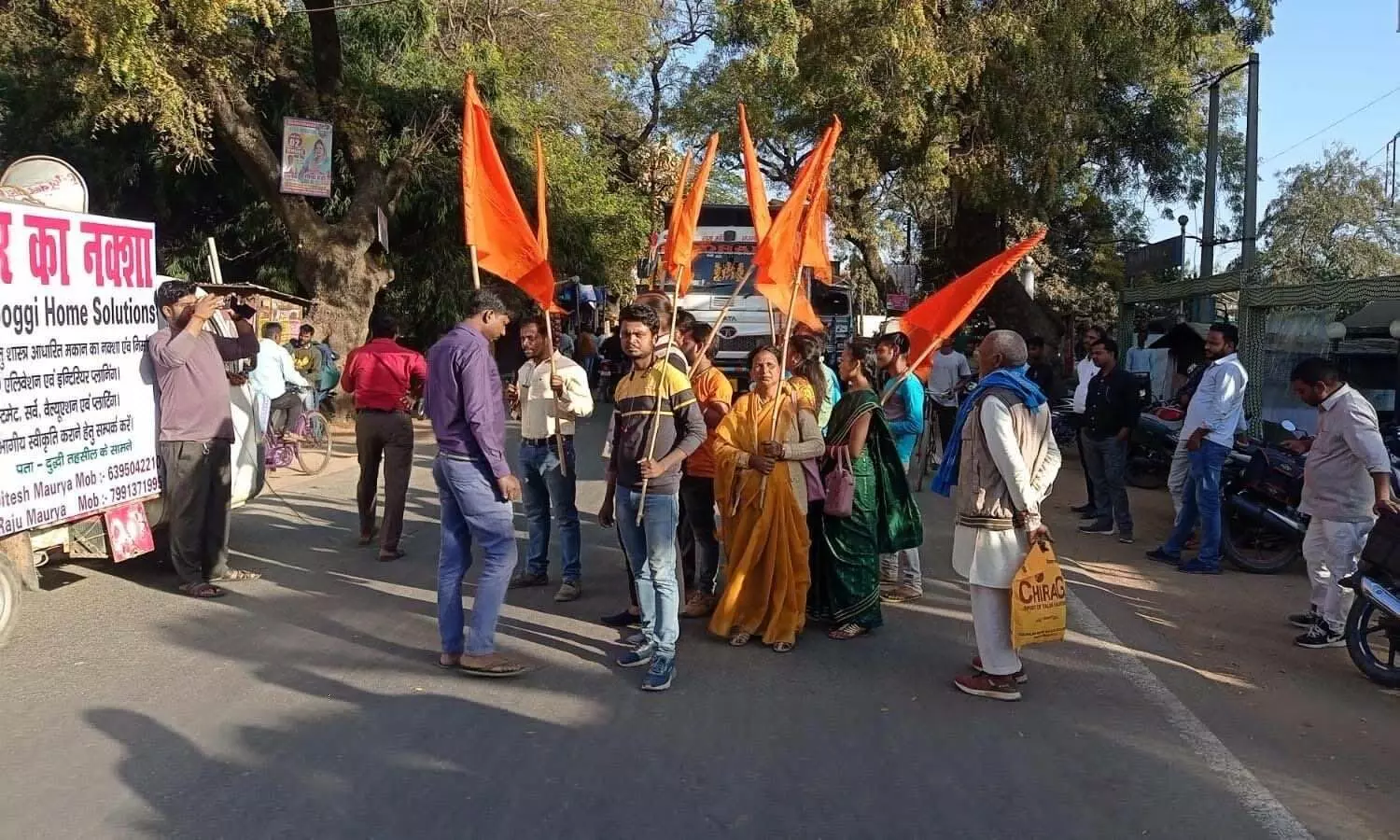 In Sombhadra, people of various organizations protested against the movie Pathan, blocked the highway