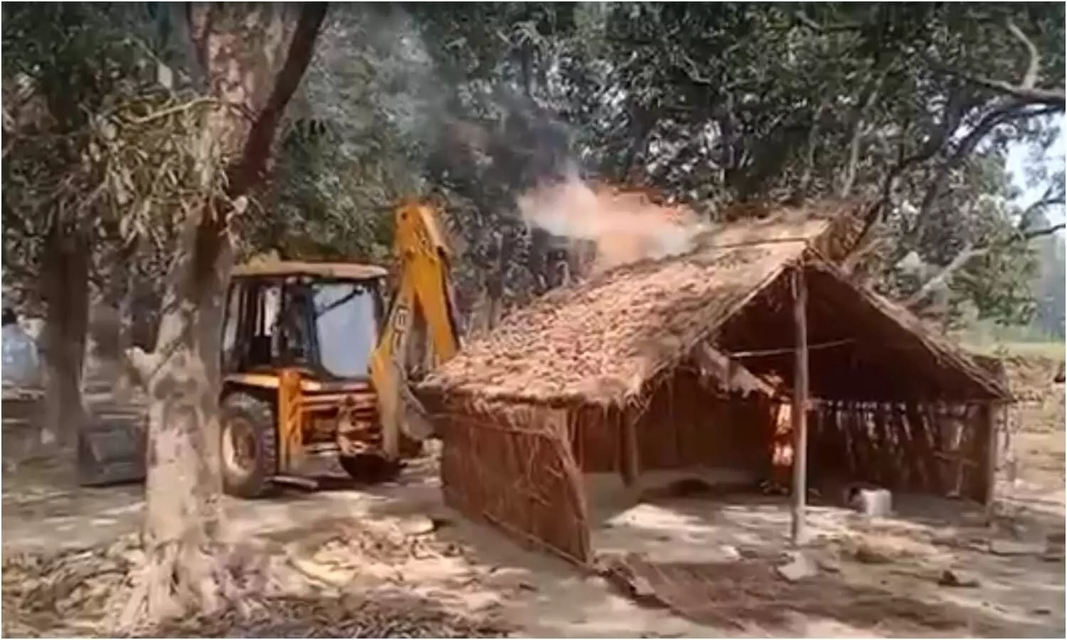 Sitapur hut caught fire when the bulldozer reached
