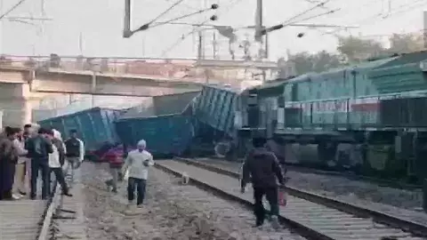 Freight Train Accident in Sultanpur