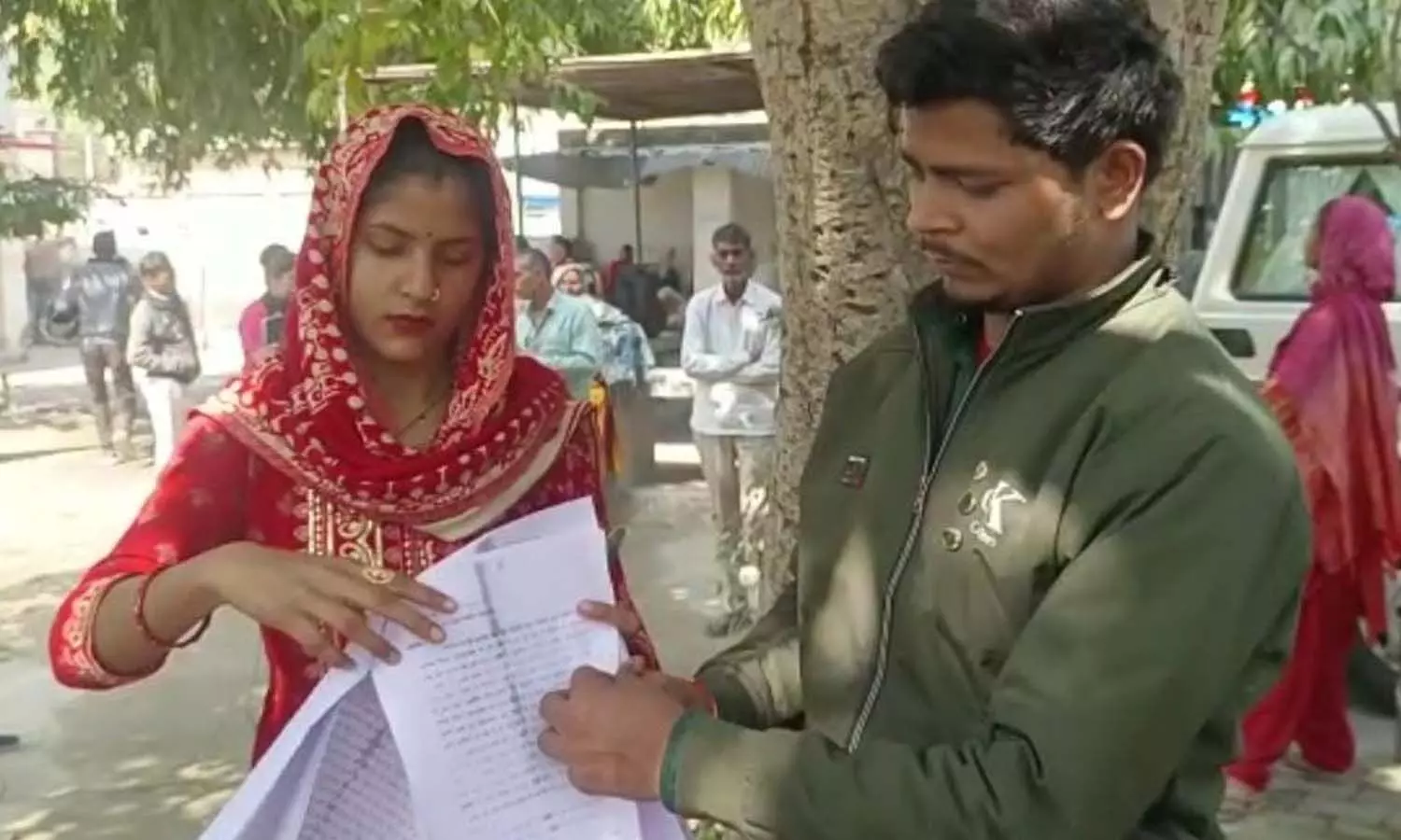 In Bulandshahr, the loving couple is in danger from their own people, said that the family members can kill them