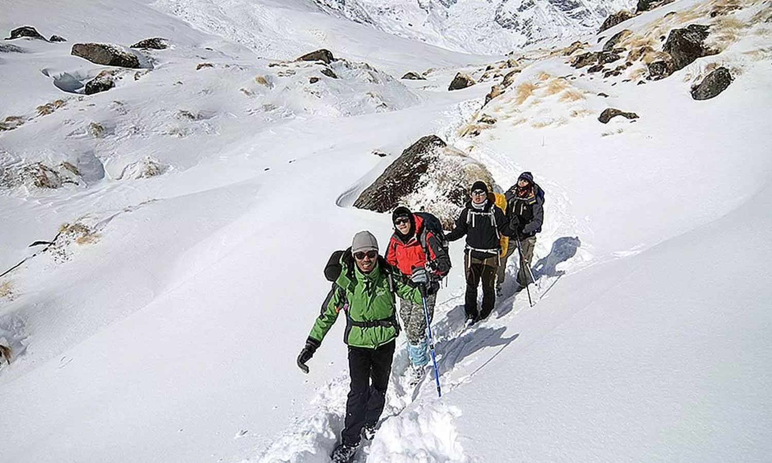 It is now necessary to take a guide along for trekking in Nepal