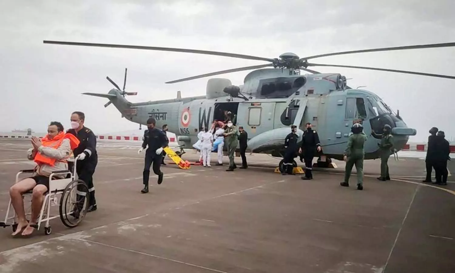 Indian Navy helicopter crash near Arabian Sea, all three crew members safe