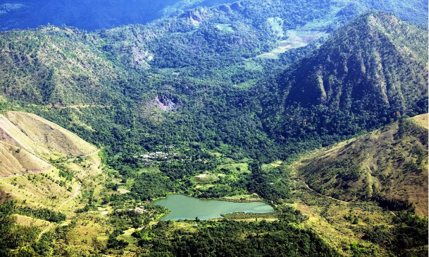 Nagaland Shilloi Lake Mystery: बेहद ही सुंदर है नागालैंड की झील, लेकिन समाए हुए कई रहस्य, जानकर हो जाएंगे हैरान