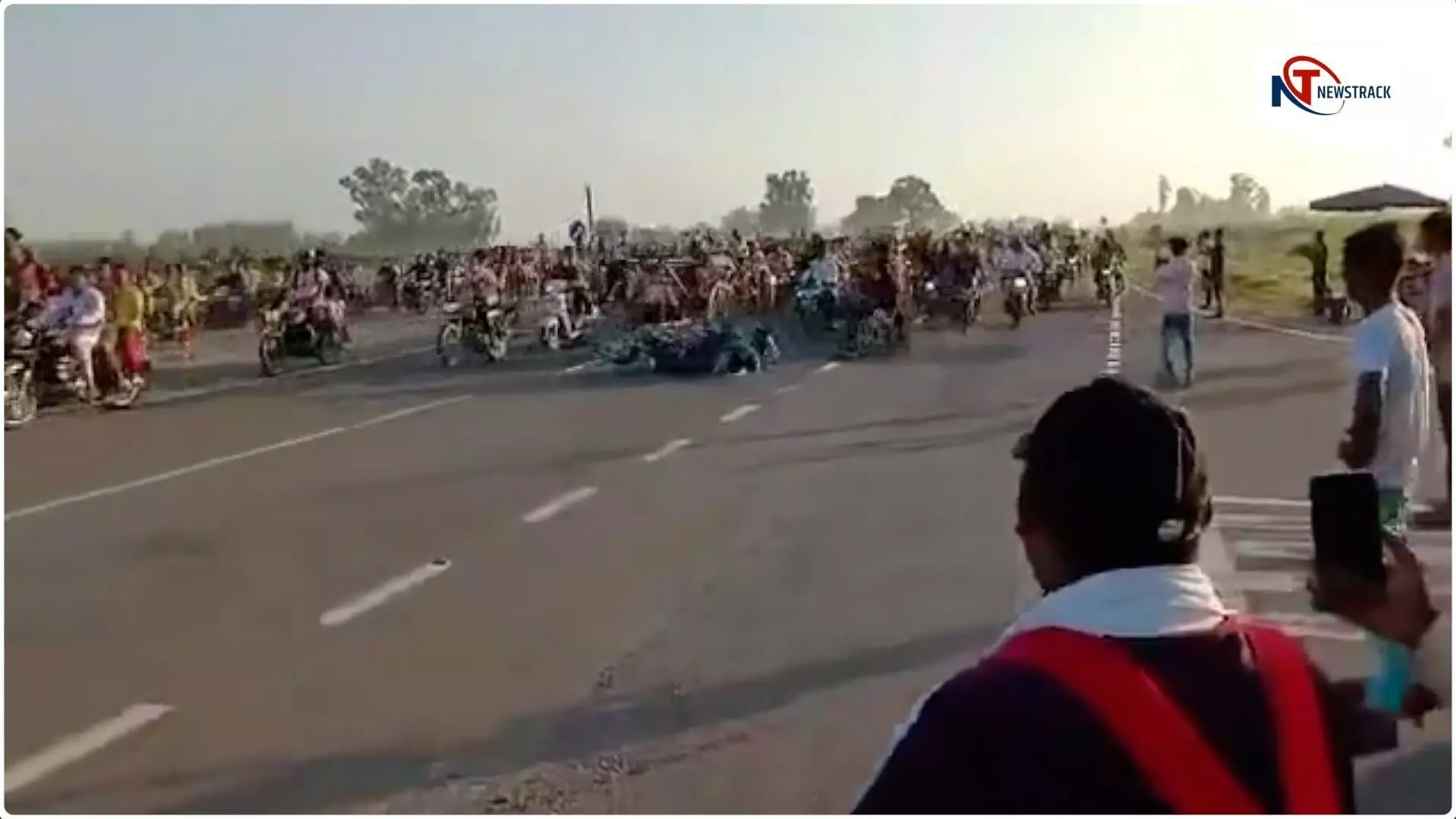 Rally of hundreds of bikes along with horse-buggy race, police took this action