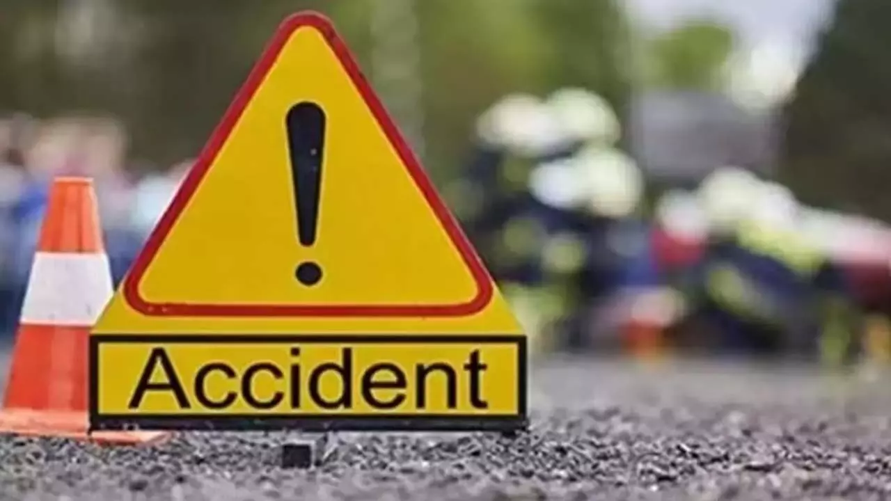 Laborer dies in collision with roadways bus, driver-conductor absconding