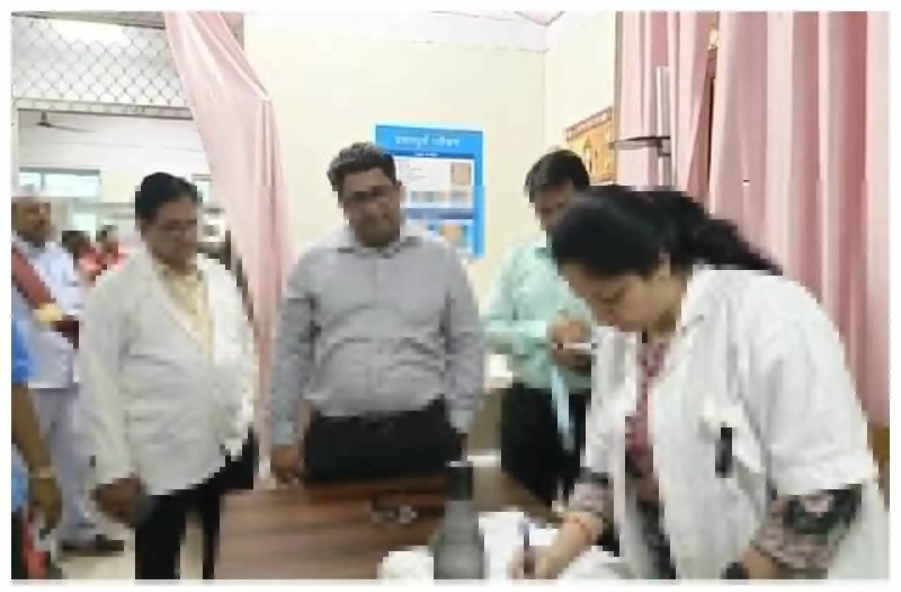 Mahoba DM inspection of women hospital