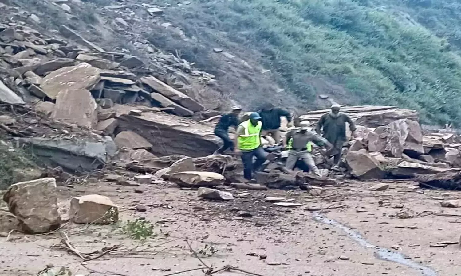 jammu and kashmir landslide