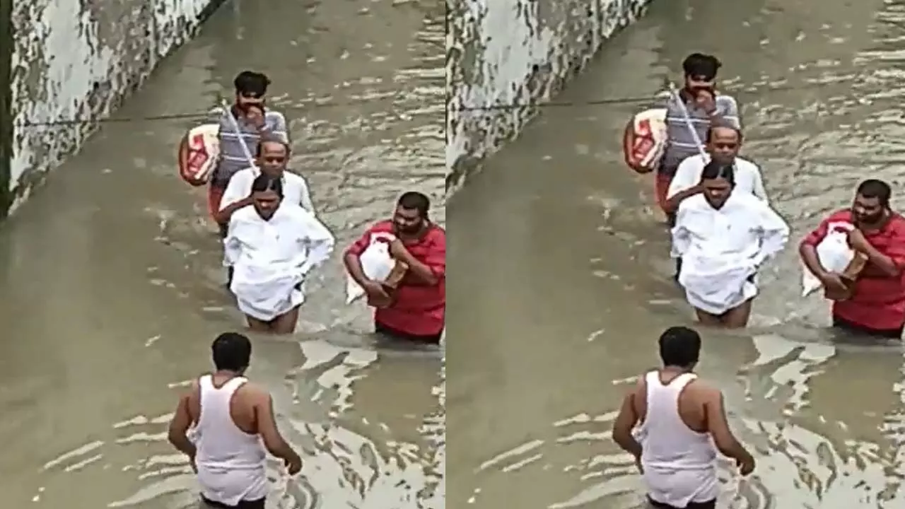 Due to heavy rains, roads in Barabanki district were filled with knee-deep water