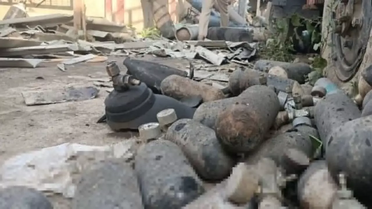 Oxygen Cylinder Explodes