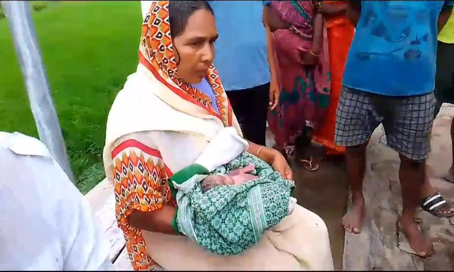 newborn baby died in Chandauli